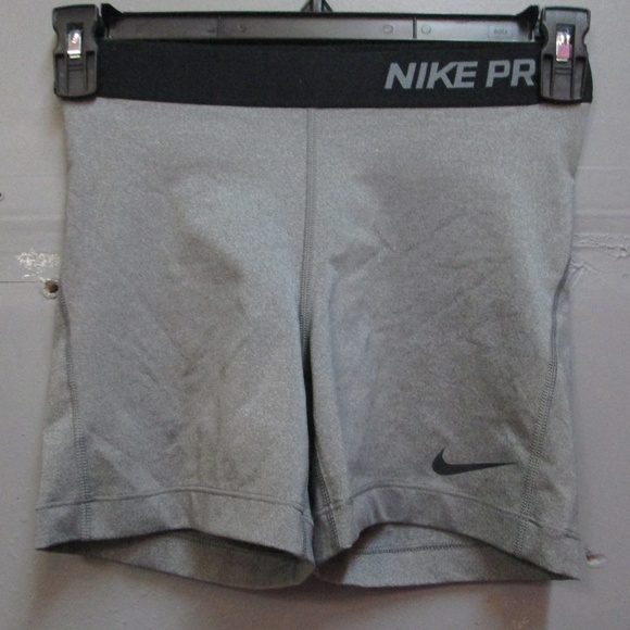 Nike Pants - Nike Pro Shorts Size Medium